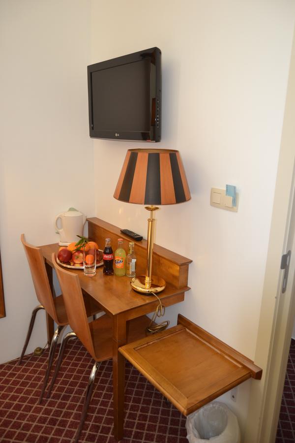 Hotel The Lord Gent Kültér fotó