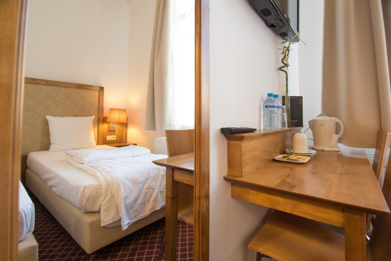 Hotel The Lord Gent Kültér fotó